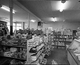 ValleyMarket-1966-1.jpg